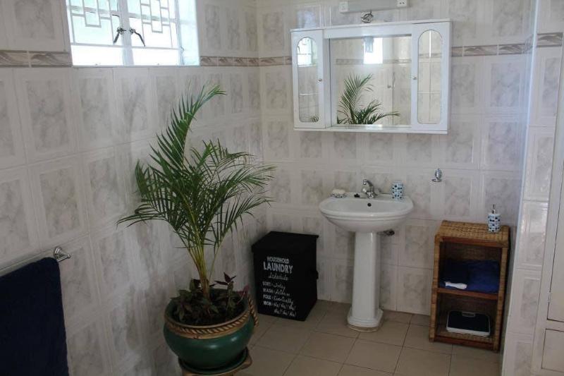 Blue Lagoon Lodge Blantyre image