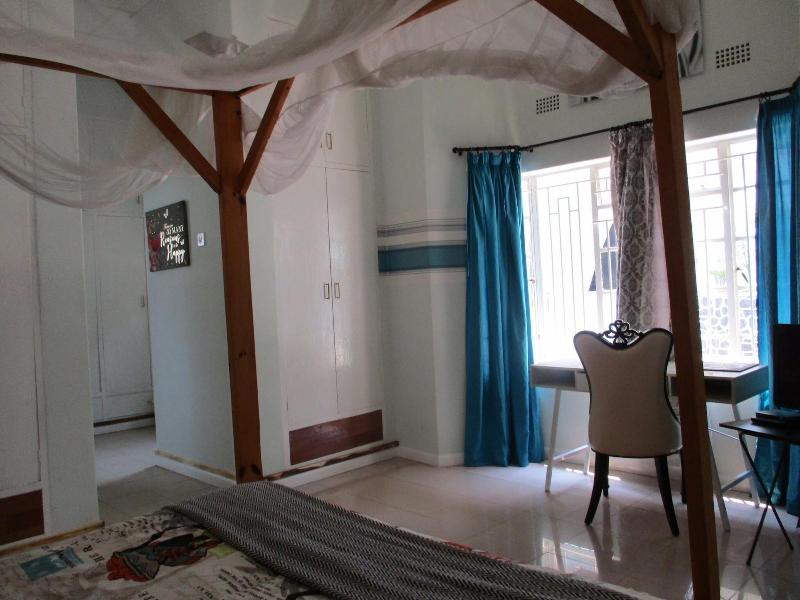 Blue Lagoon Lodge Blantyre image