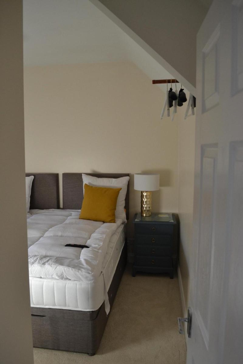Frinton Escapes - The Cottage image