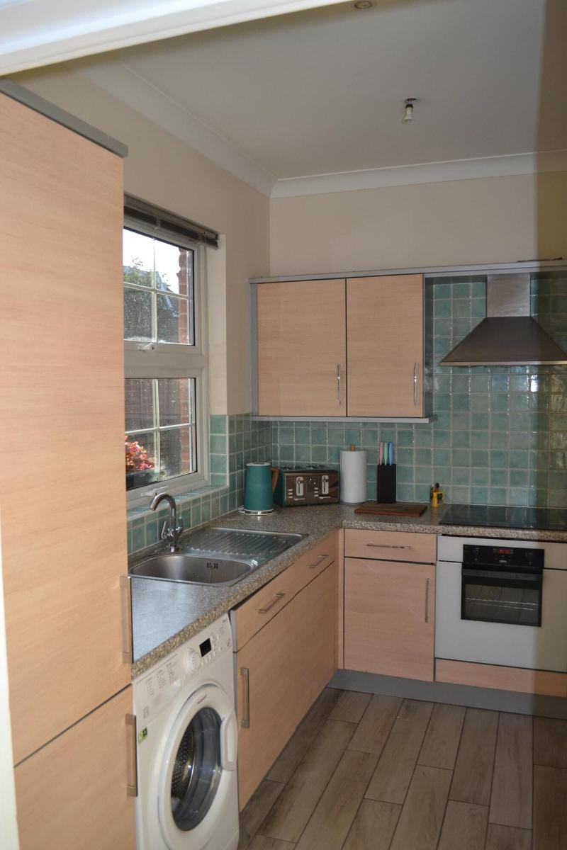 Frinton Escapes - The Cottage image