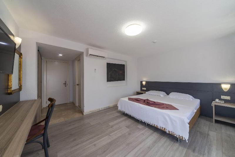 Laden Hotel Bodrum image