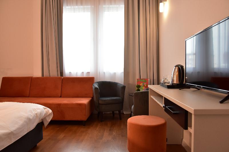 Osten Art Hotel image