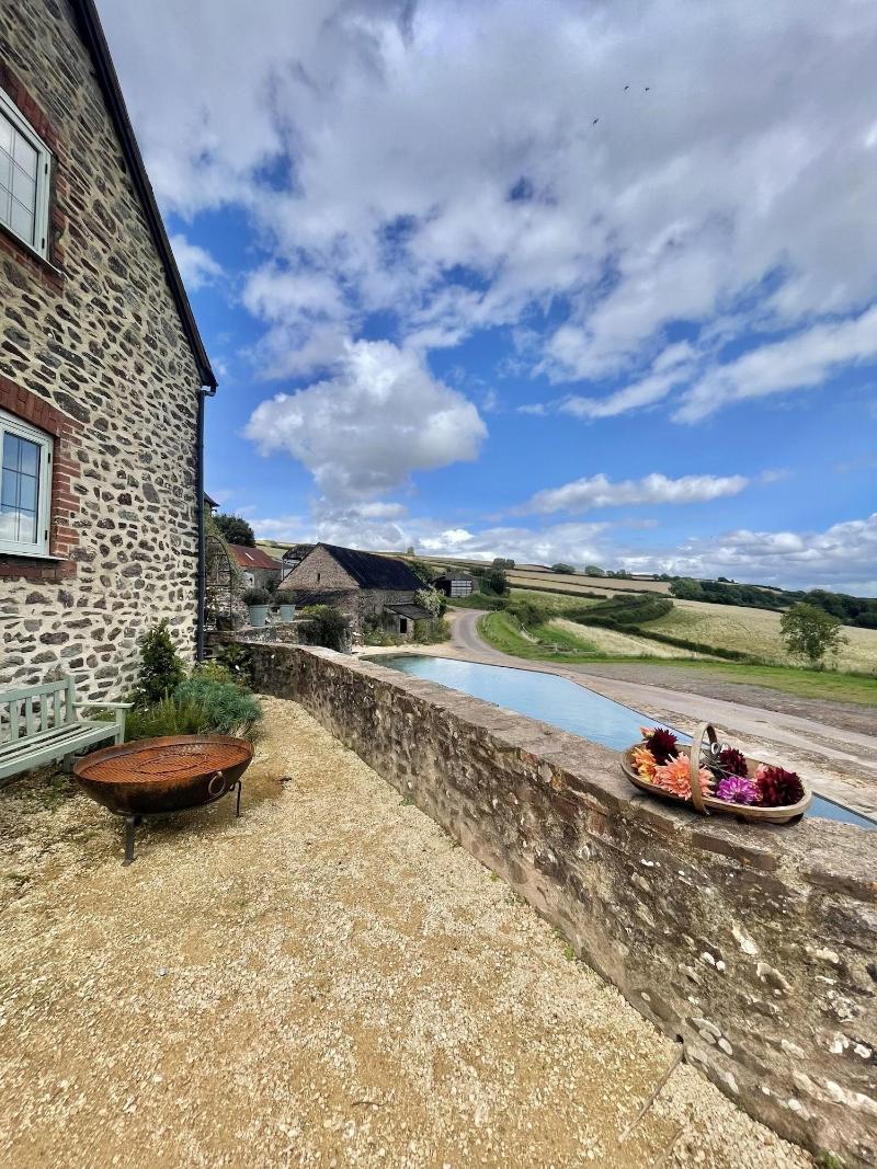 Slowley Farm Cottage image