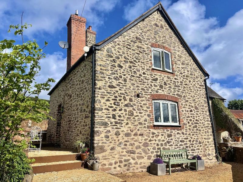 Slowley Farm Cottage image