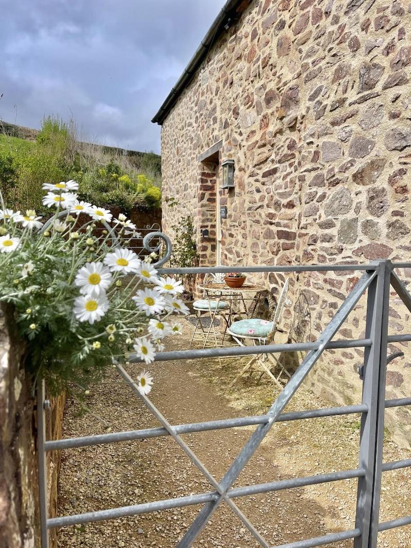 Slowley Farm Cottage image