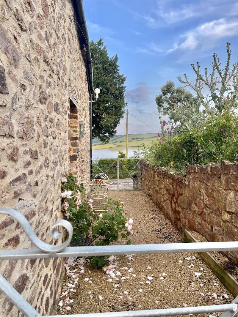 Slowley Farm Cottage image