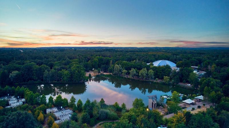 Hotel Het Heijderbos By Center Parks image