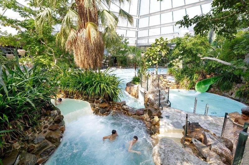 Hotel Het Heijderbos By Center Parks image