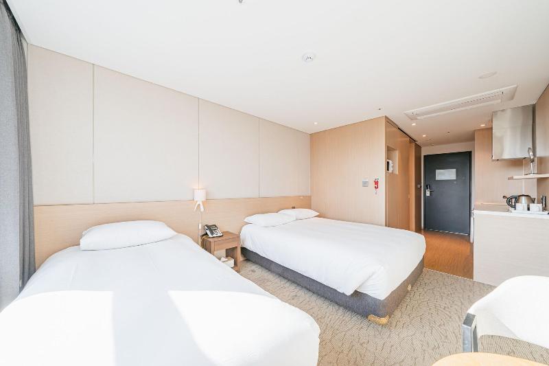 Hotel ZINC image