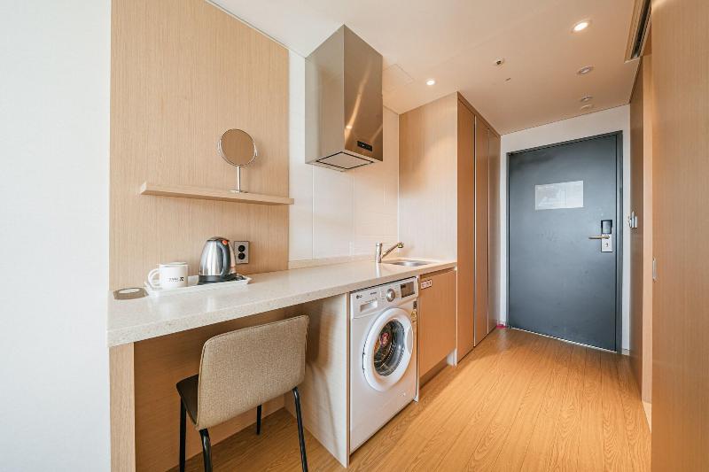 Hotel ZINC image