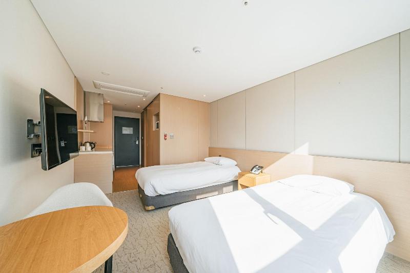 Hotel ZINC image