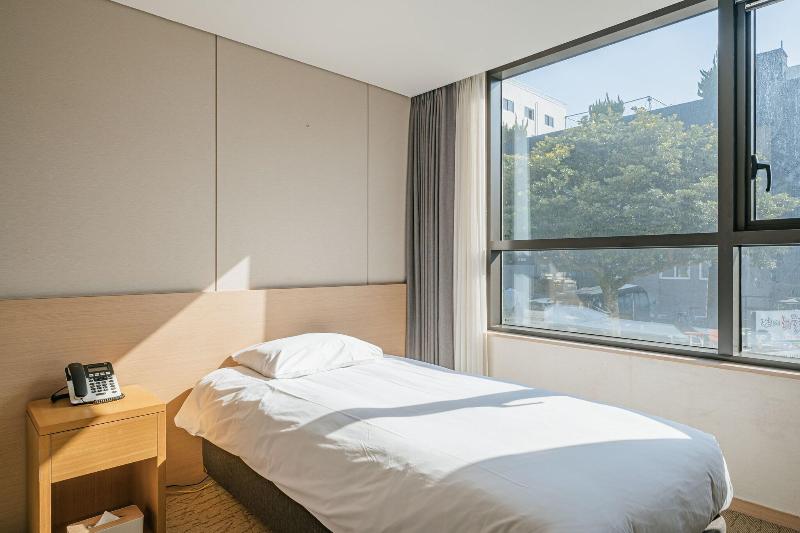 Hotel ZINC image