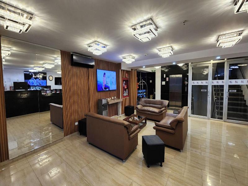 Hotel Be Suites Cali image