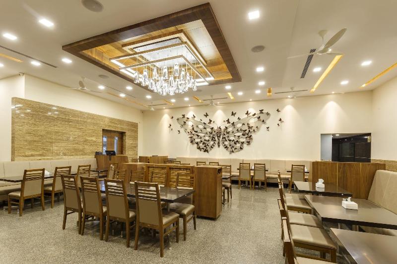 Hotel Silver Oak image