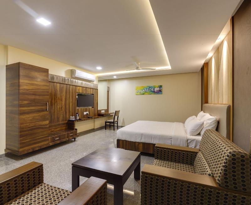 Hotel Silver Oak image