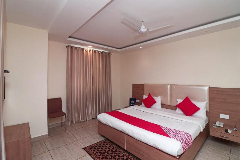 4477 City Square Hotel image