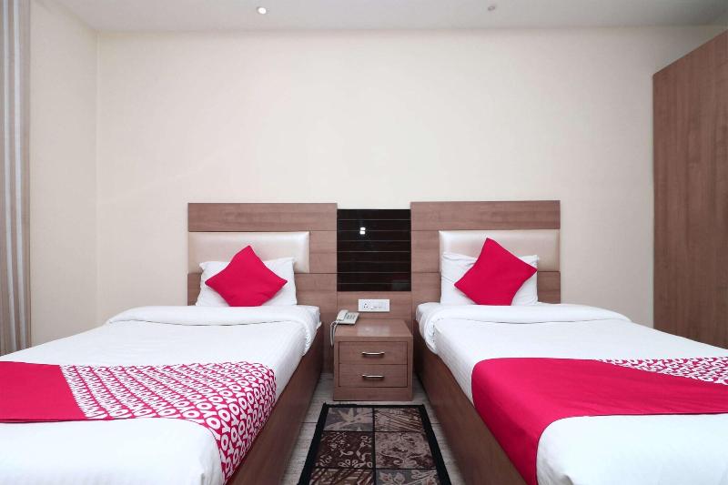 4477 City Square Hotel image