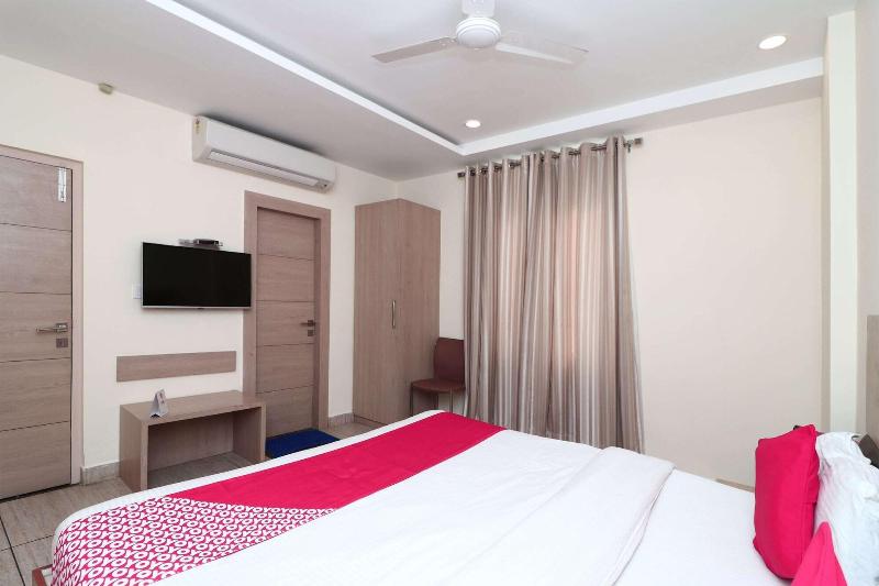 4477 City Square Hotel image