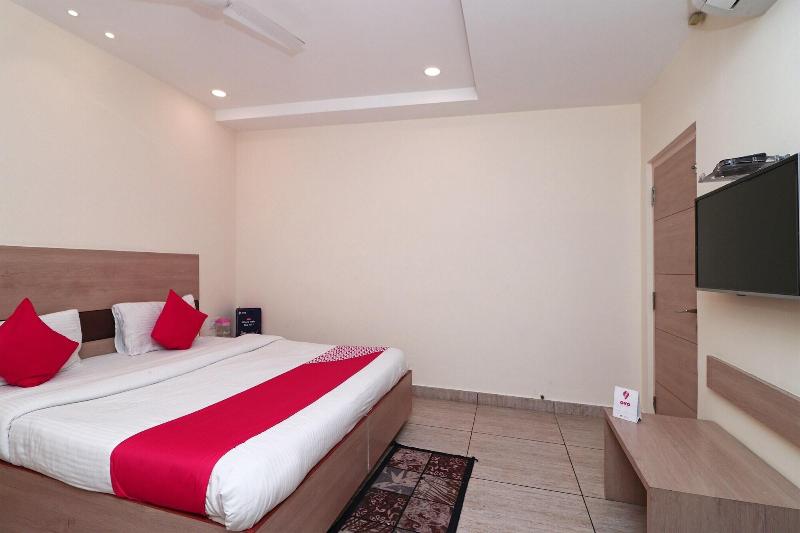 4477 City Square Hotel image