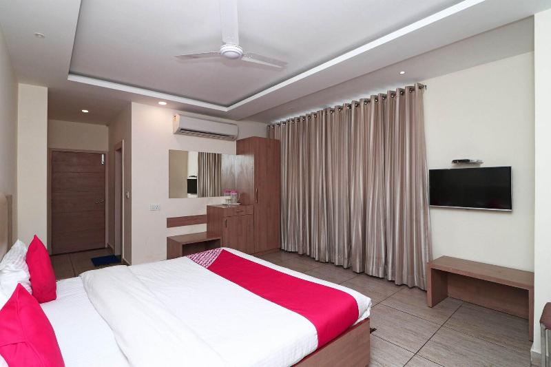 4477 City Square Hotel image