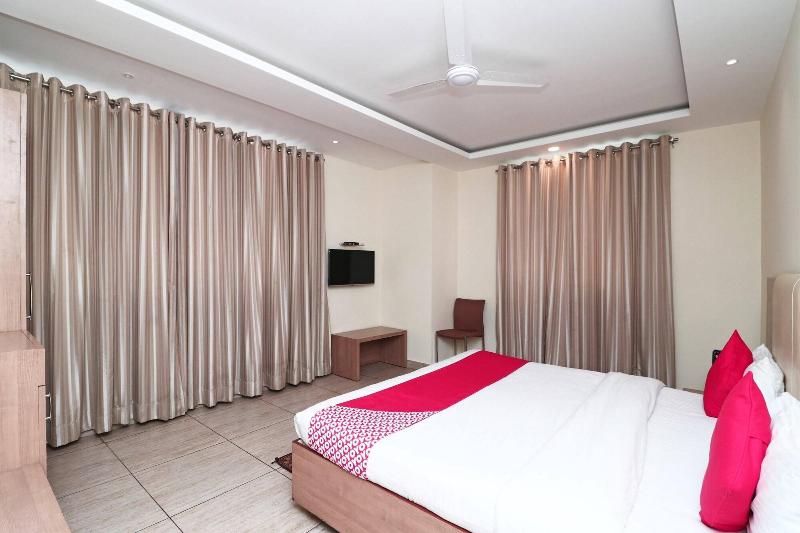 4477 City Square Hotel image