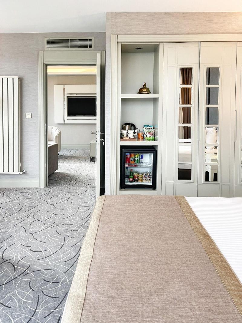 The Conforium Hotel Van image