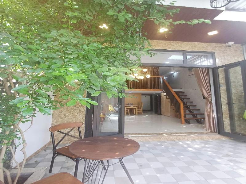 Seashine Apartment image