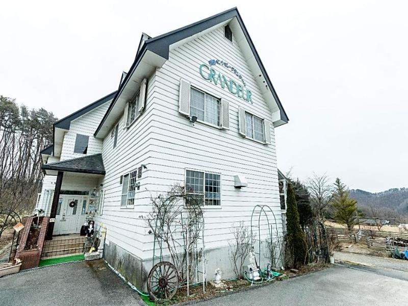 Tabist Kiyosato Grandeur Yatsugatake image