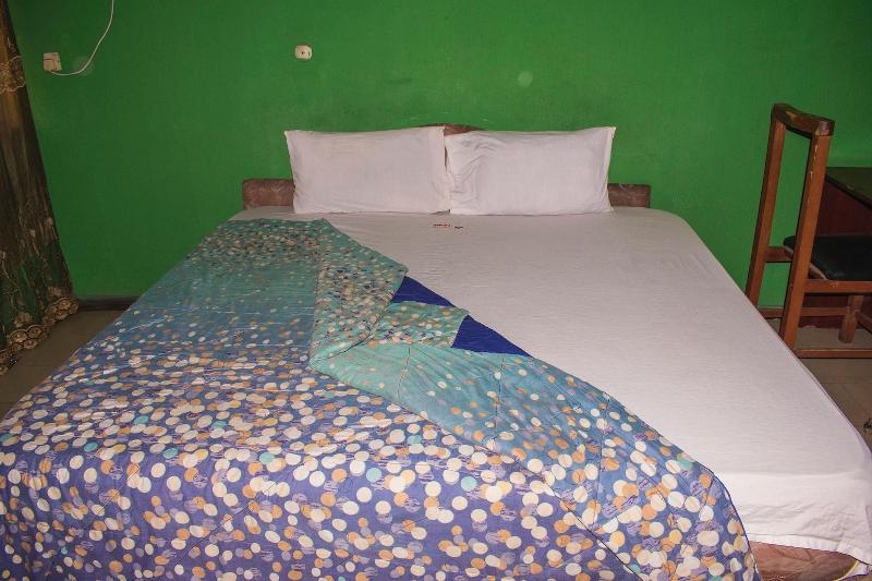 Jolac Hotel And Suites image