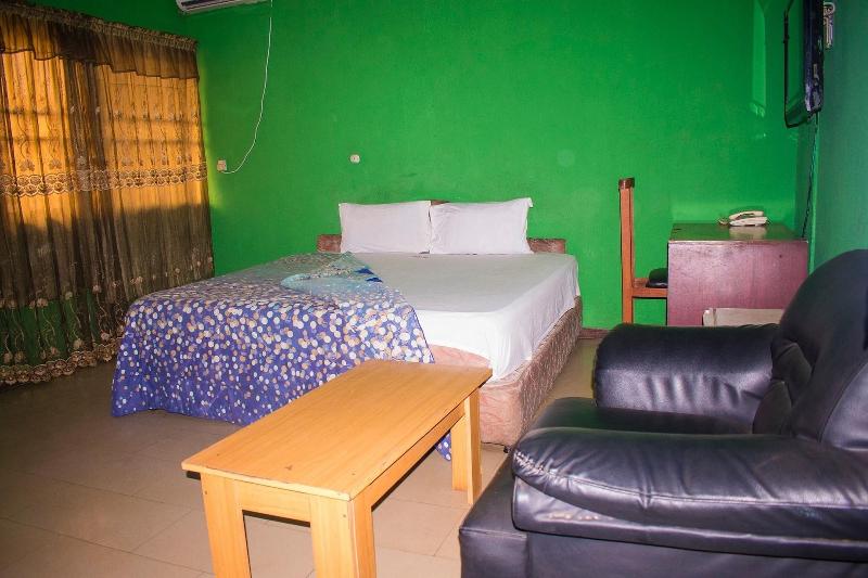 Jolac Hotel And Suites image