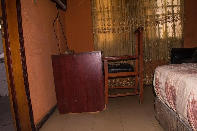 Jolac Hotel And Suites image