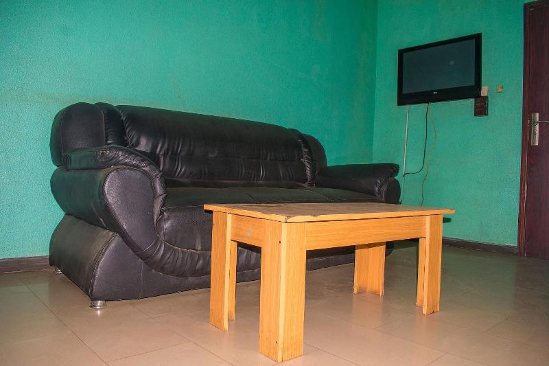 Jolac Hotel And Suites image