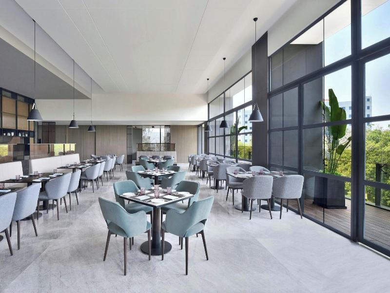 Fairfield By Marriott Vadodara image