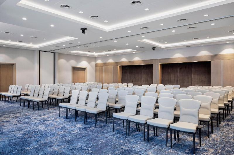 Courtyard By Marriott Batumi image