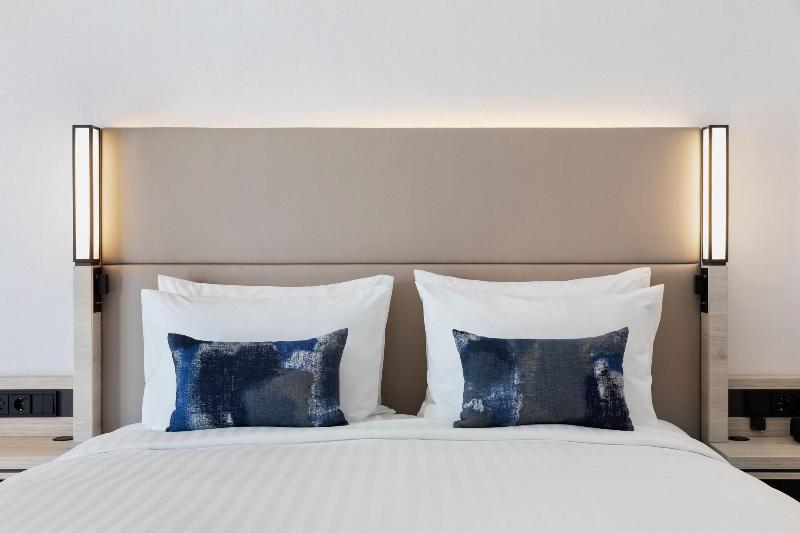 Courtyard By Marriott Batumi image