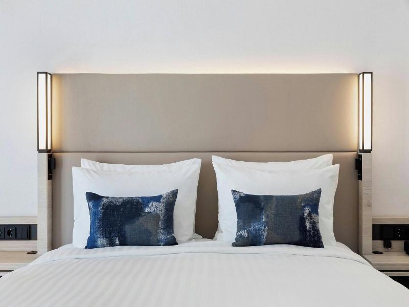 Courtyard By Marriott Batumi image