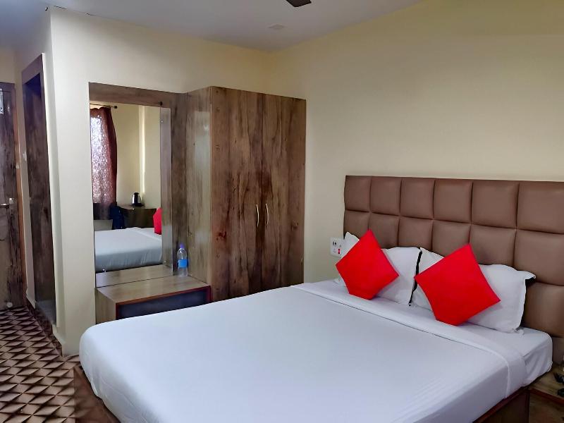 Kings Resort image