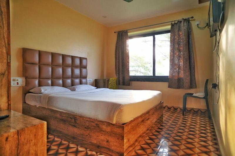 Kings Resort image