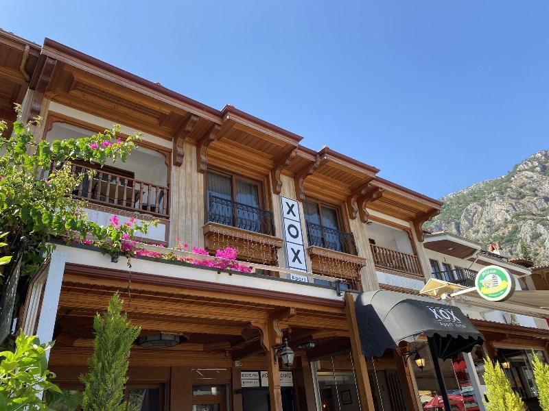 Xox Apart Hotel image