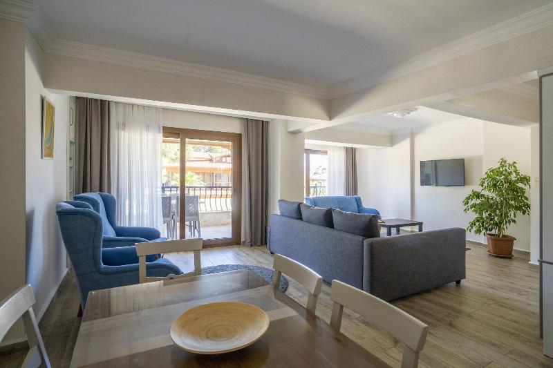 Xox Apart Hotel image