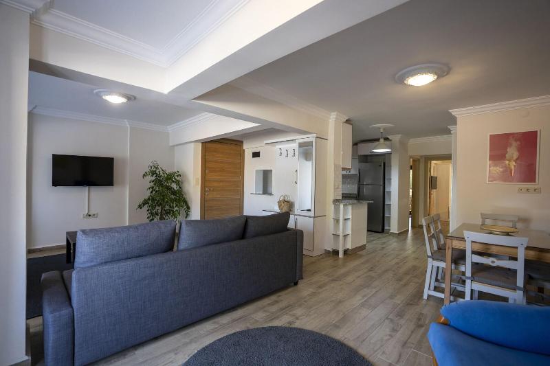 Xox Apart Hotel image