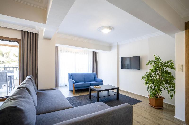Xox Apart Hotel image
