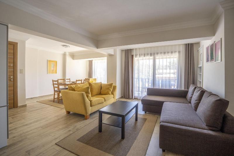 Xox Apart Hotel image