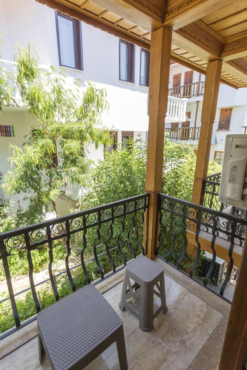 Xox Apart Hotel image