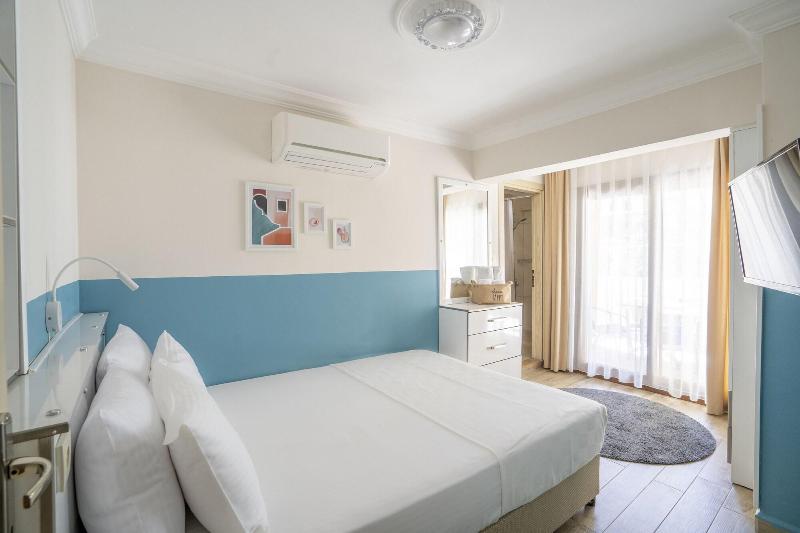 Xox Apart Hotel image