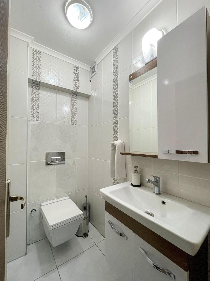 Xox Apart Hotel image