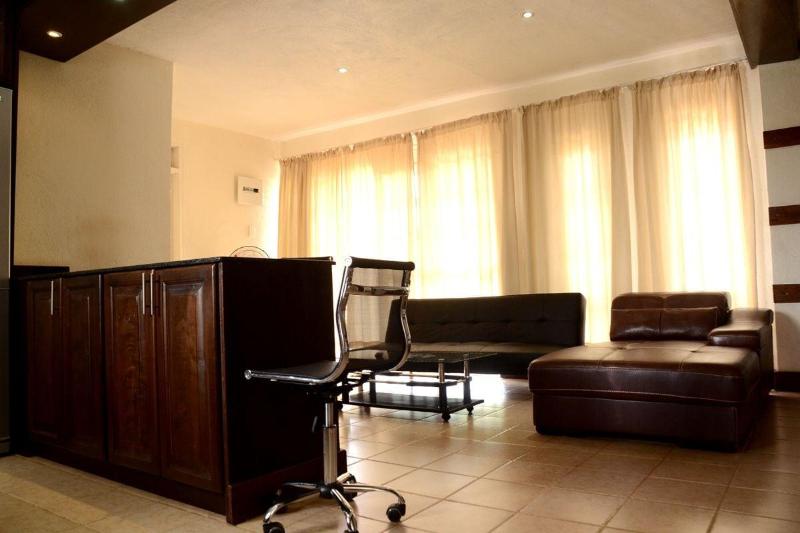 Commonlens Inn Hotel image