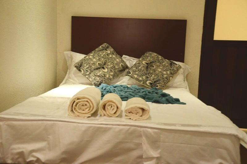 Commonlens Inn Hotel image