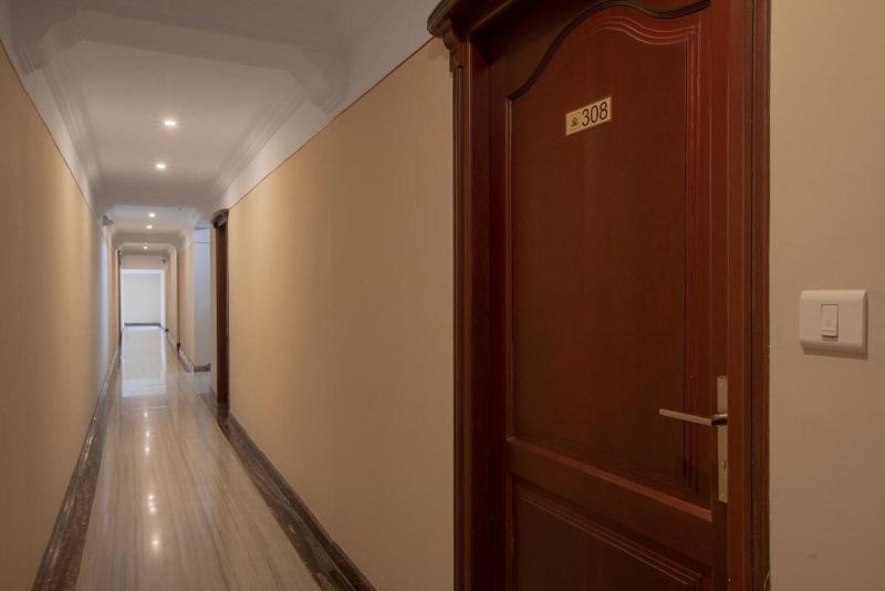 Hotel Vashanth Krishna