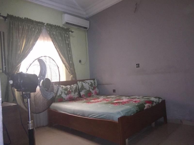 Prime Rose Hotel And Suites image